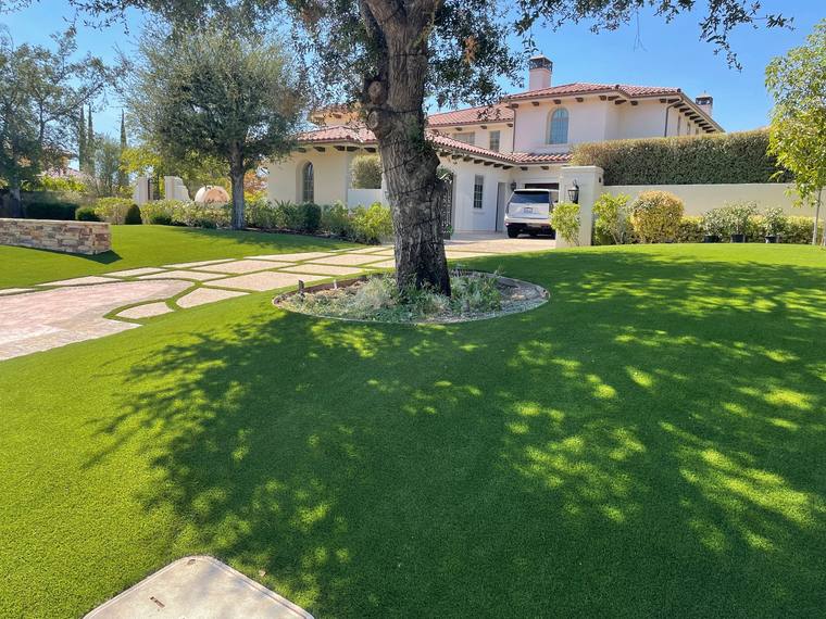 Estate Pool & Grounds, photo 7 of 10